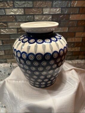 Blue and White Decorative Ceramic Vase